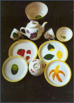 Beschilderd servies